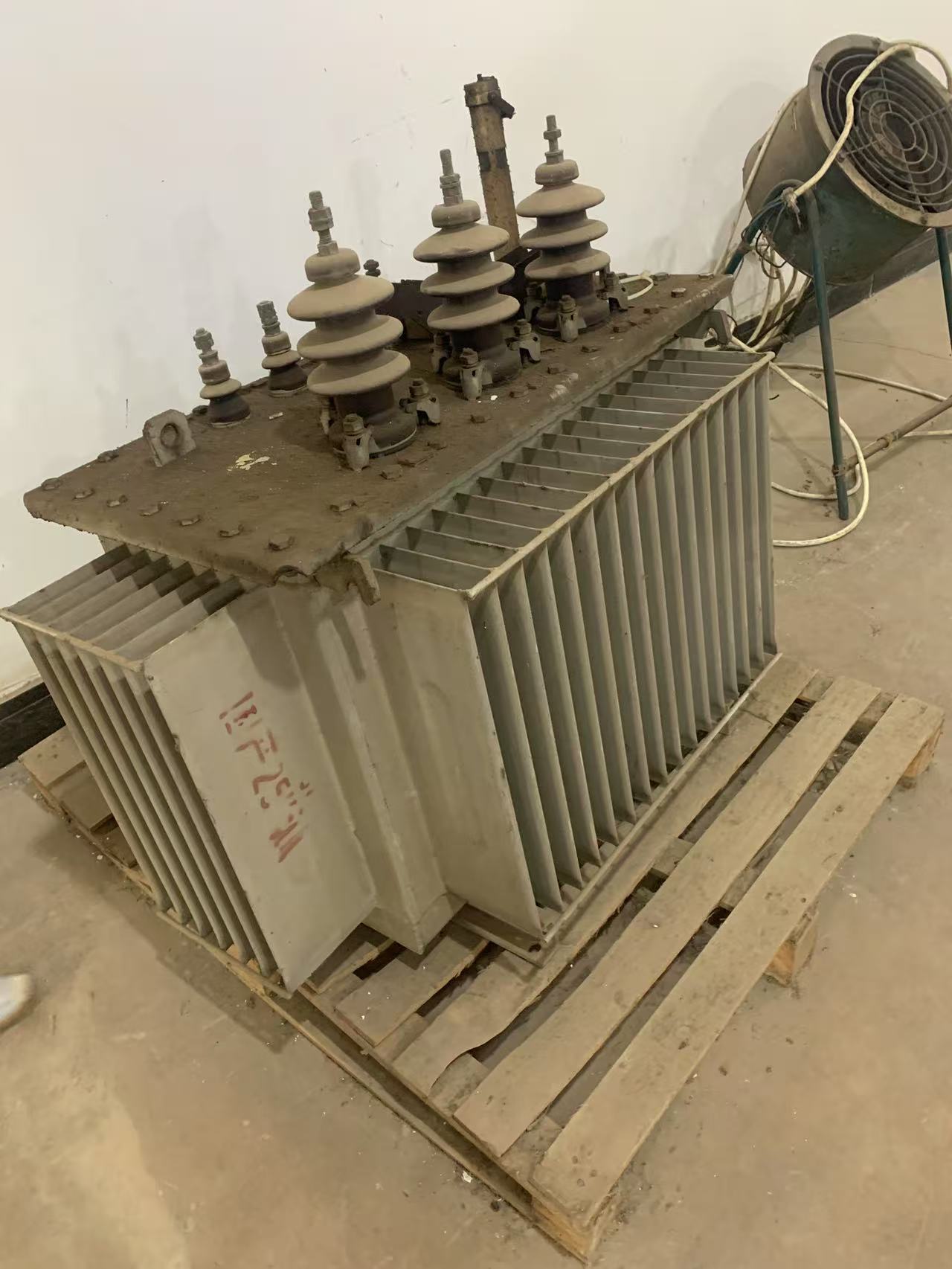 臺州臨海電源變壓器回收-礦場變壓器回收