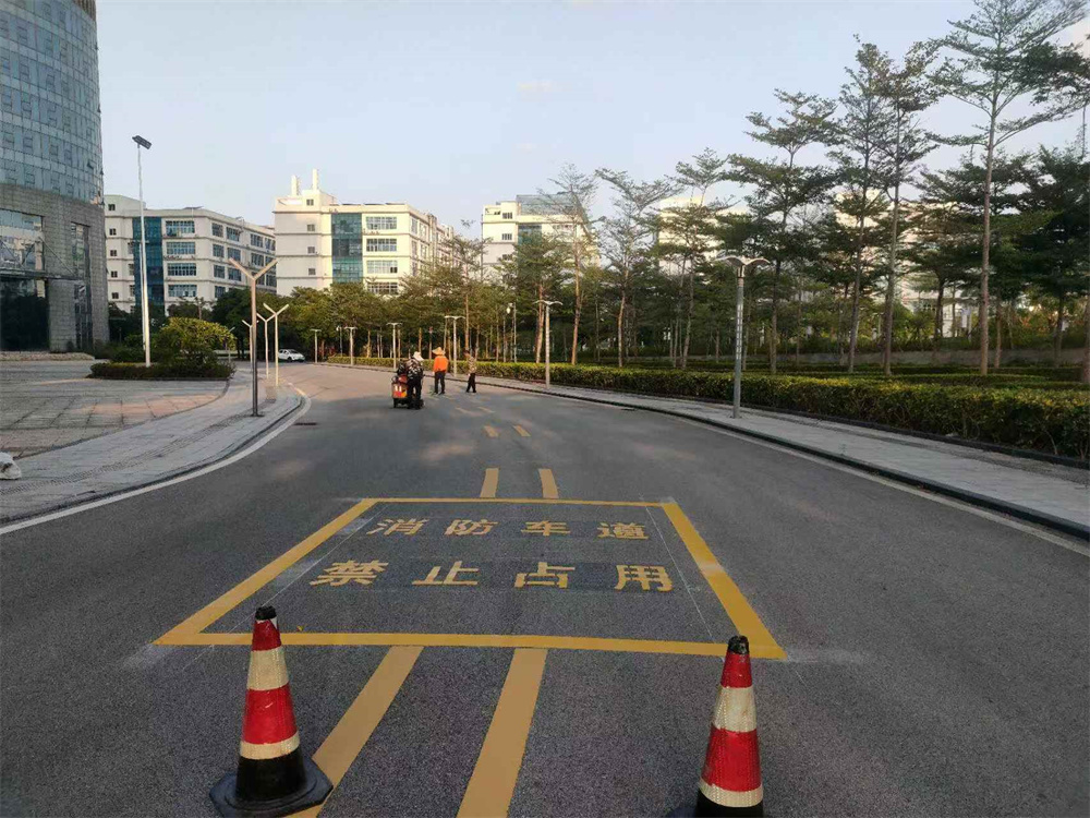 百色隆林各族自治消防通道標(biāo)準(zhǔn)地面劃線
