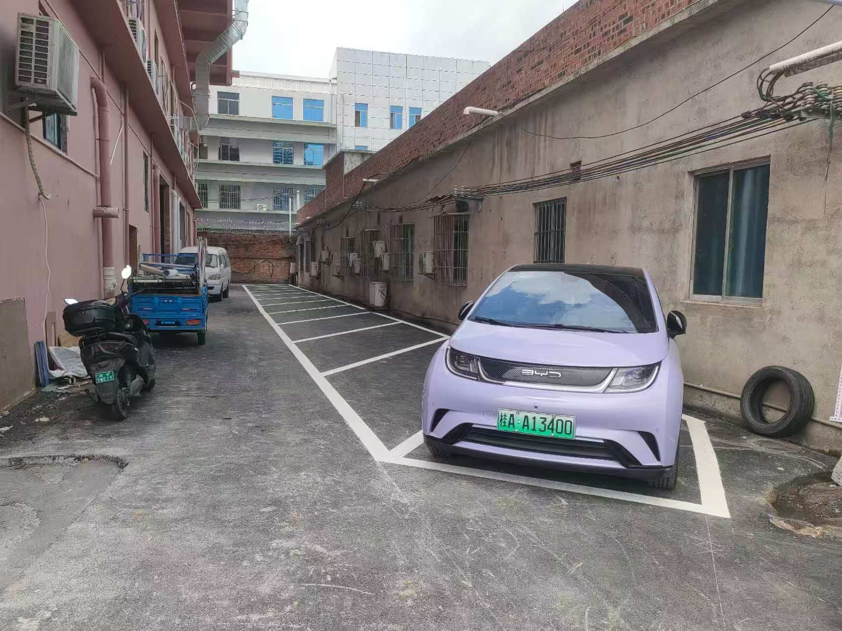 廣西玉林福綿區車(chē)位冷涂劃線(xiàn)多少錢(qián)