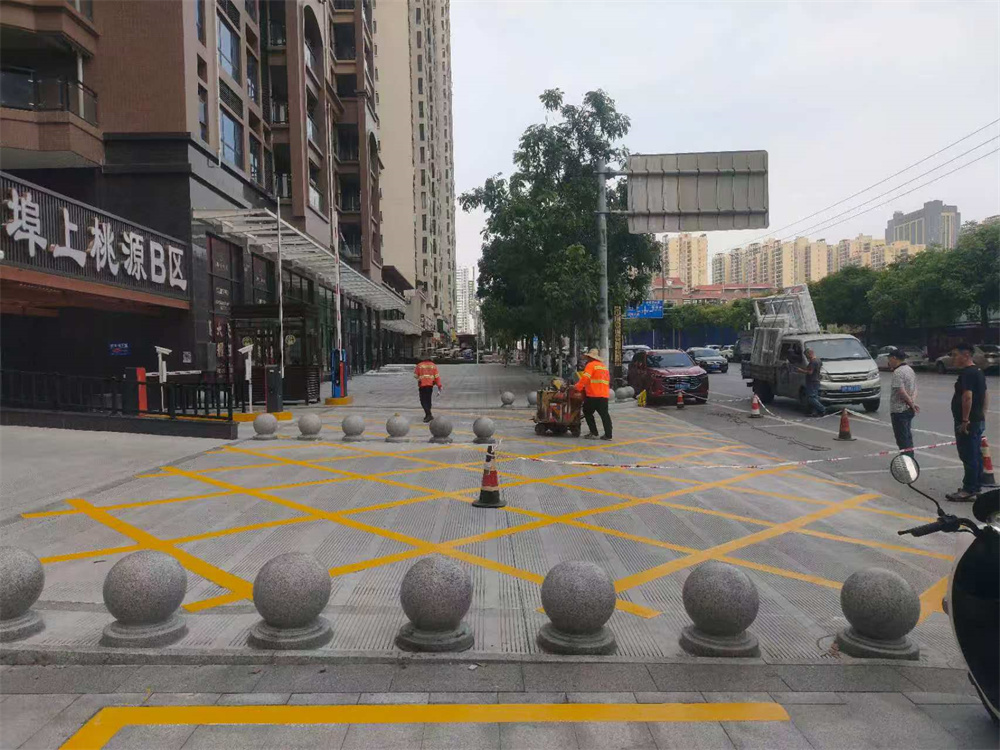 廣西防城港消防車道禁止占用劃線