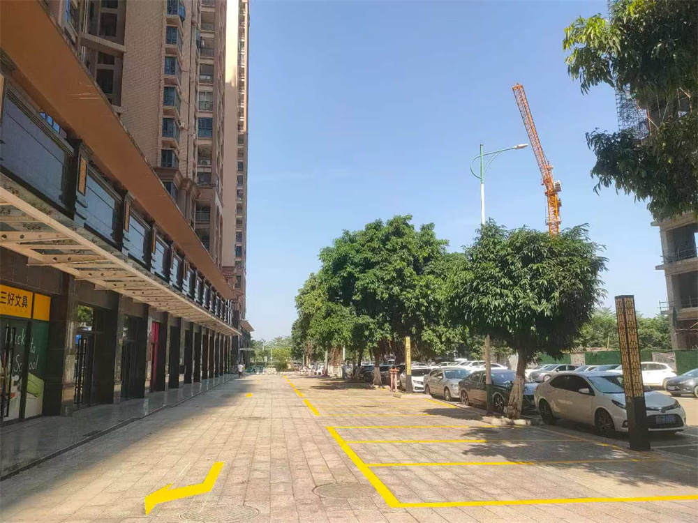 廣西欽州禁停網(wǎng)格線地面線