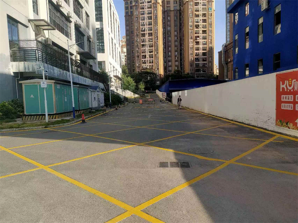 廣西欽州禁停網(wǎng)格線地面線