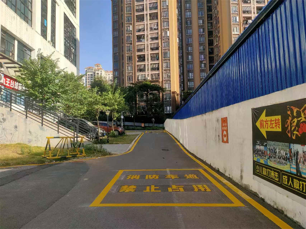 廣西梧州禁停網格線地標線