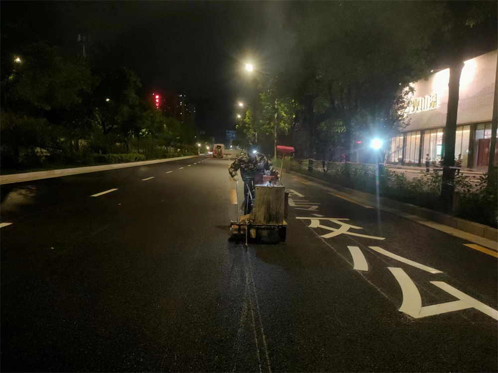 百色那坡二級路熱熔標線