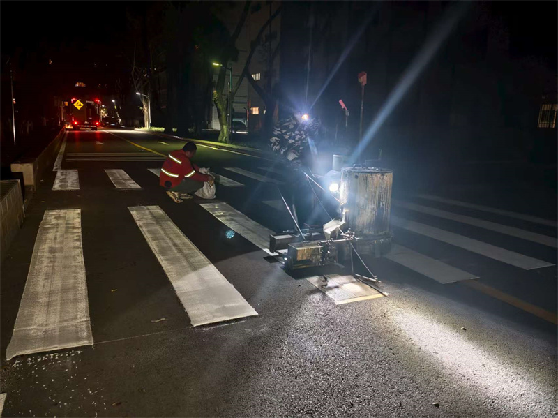 河池巴馬瑤族自治園區(qū)道路熱熔標(biāo)線