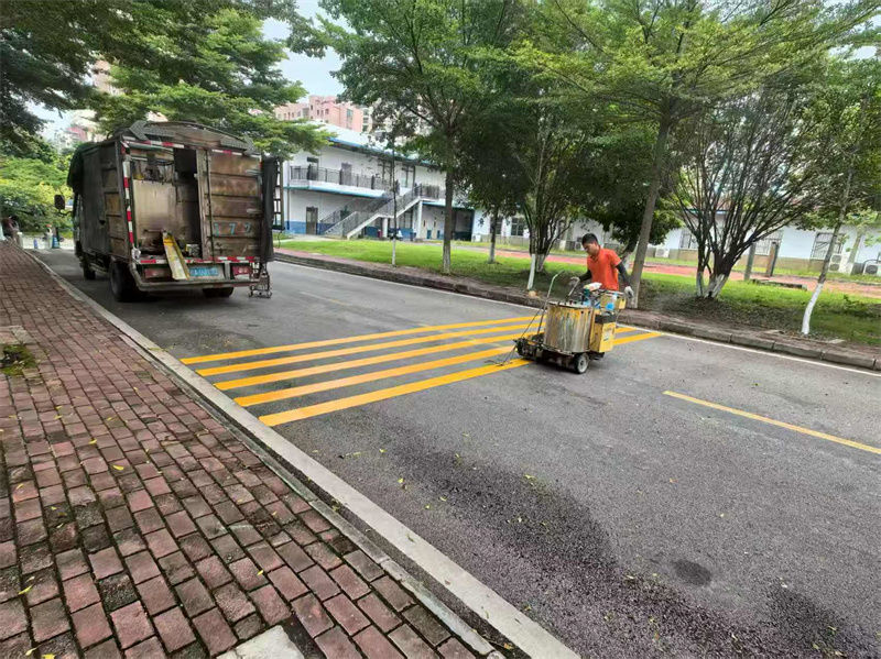 南寧賓陽校園熱熔標志線