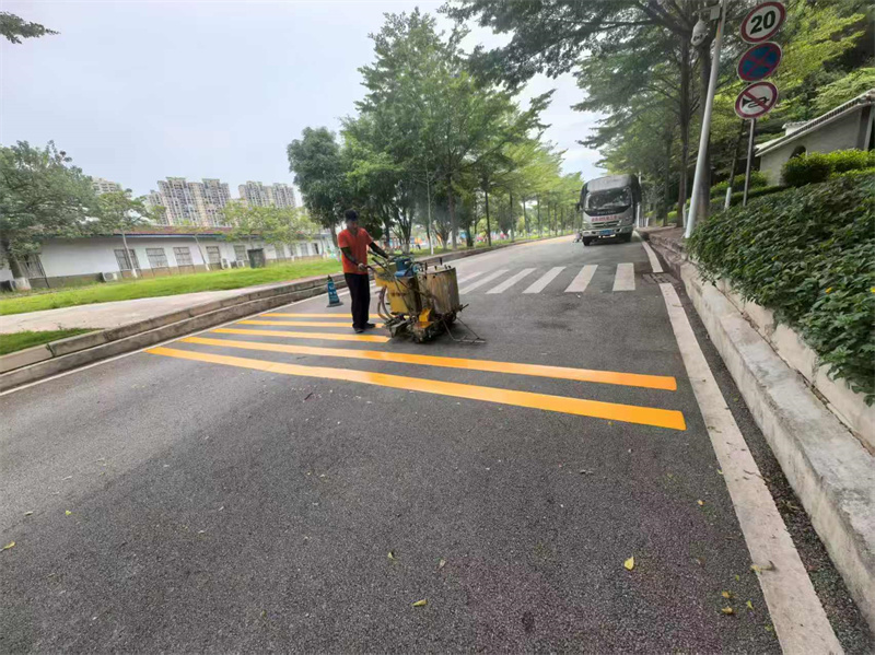 百色右江區園區道路熱熔標線